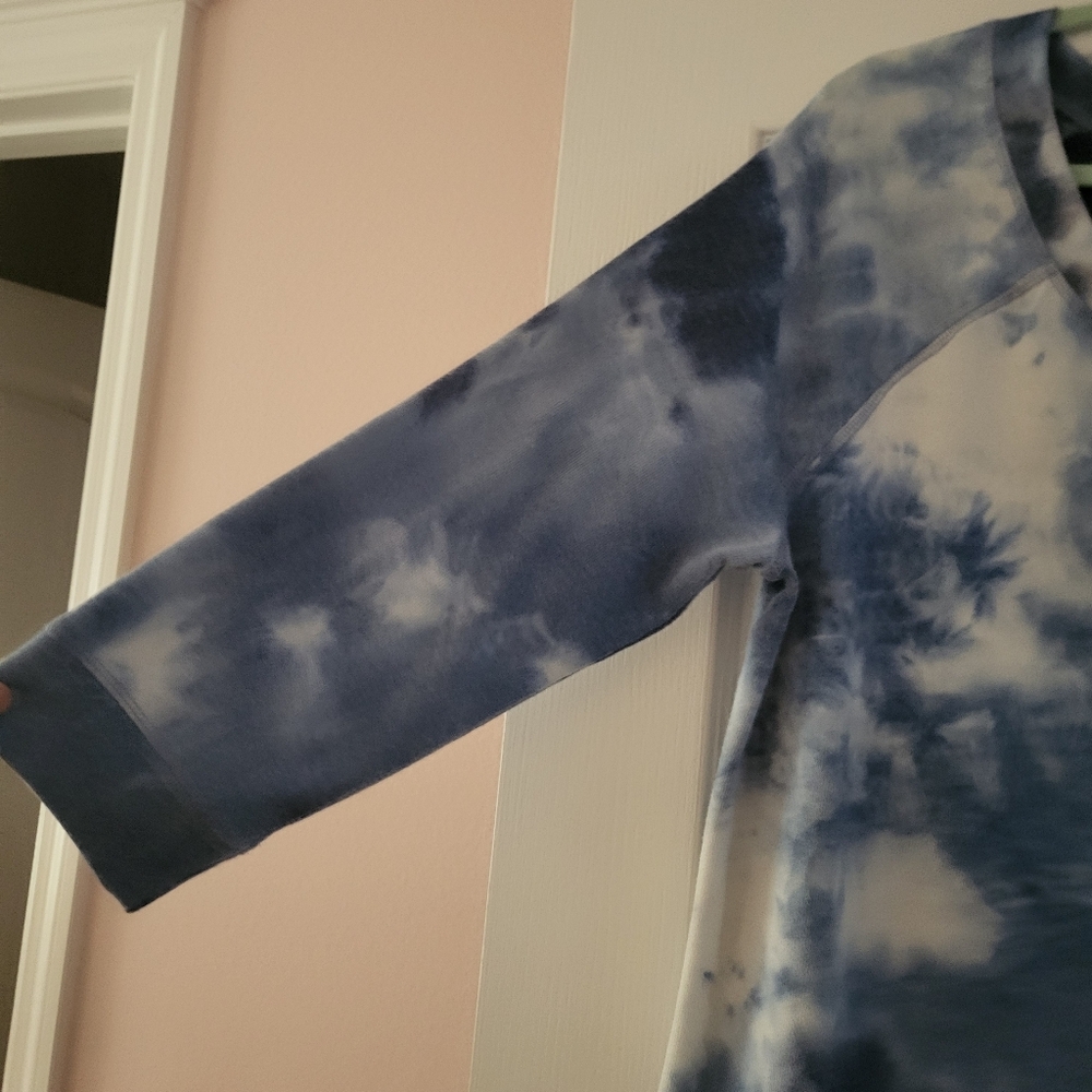 Ruby Road Lg blue Knit Tie Dye Tunic - Picture 2 of 5